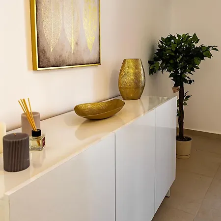 Tl7 - Modern 2-bedroom Haven Lägenhet