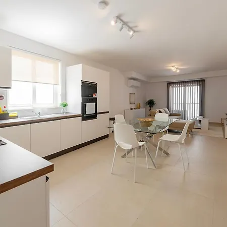 Tl7 - Modern 2-bedroom Haven Lägenhet Msida
